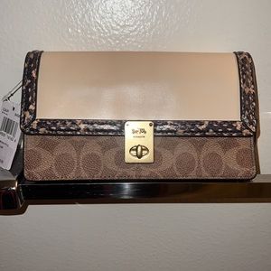 NWT COACH HORSE AND CARRIAGE